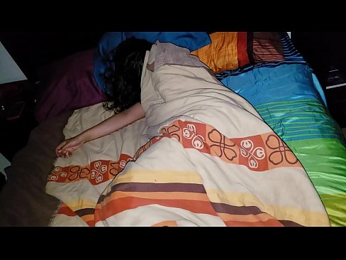 ❤️ Styfsoan bespot syn jonge styfmem wylst se sliept. ☑ Porno op fy.fullsexmovs.ru ☑