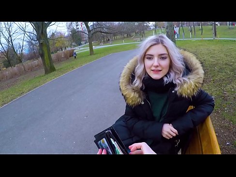 ❤️ Swallows in frjemdling syn hot cum foar jild - blowjob yn it park troch Eva Elfie ☑ Porno op fy.fullsexmovs.ru ☑